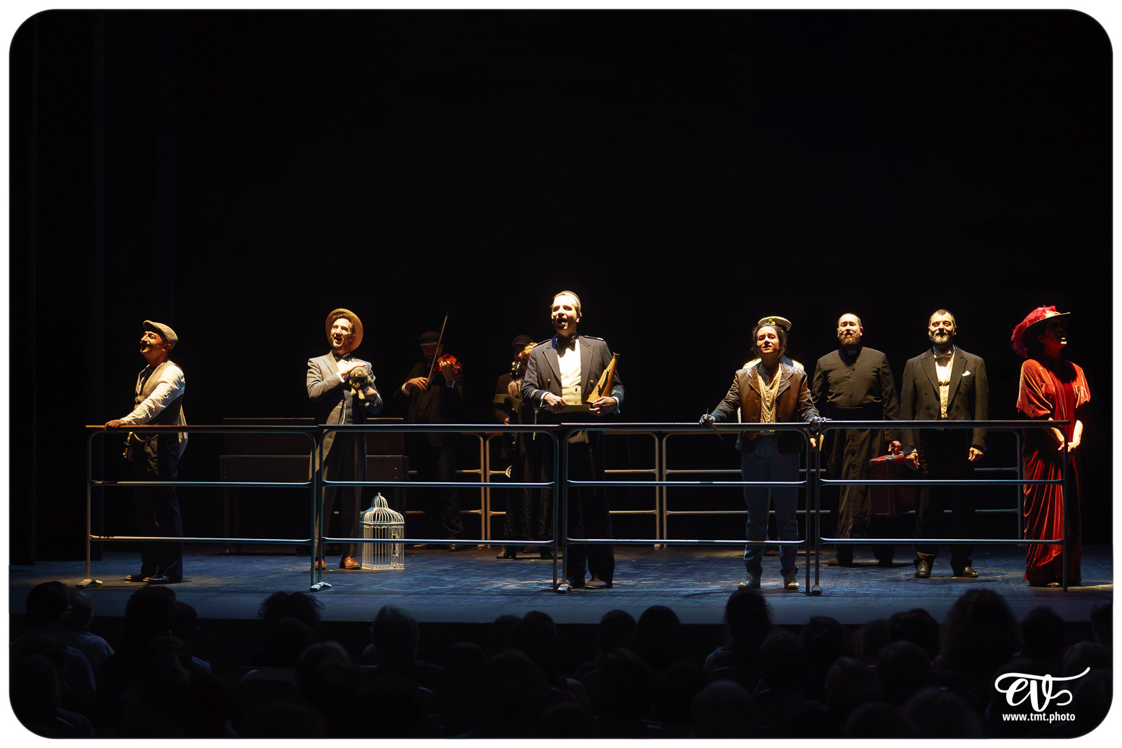 TITANIC (LES MOUTONS NOIRS)